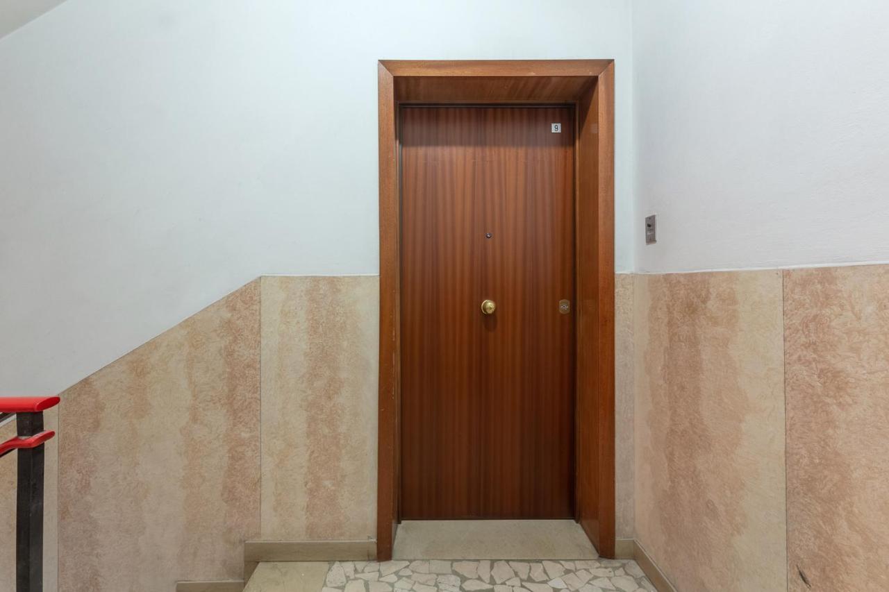 A 500 Mt Dalla Certosa Apartment Bologna Eksteriør billede
