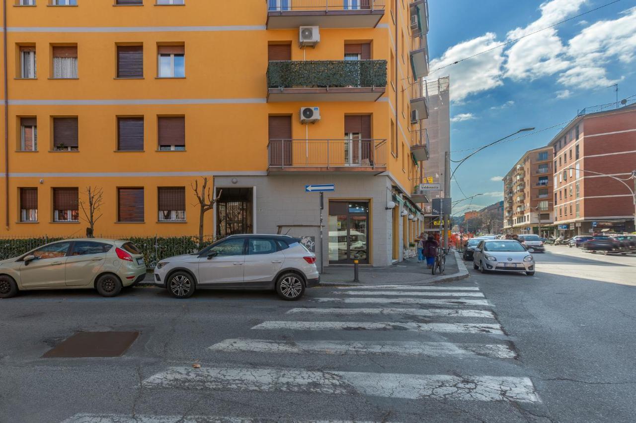 A 500 Mt Dalla Certosa Apartment Bologna Eksteriør billede