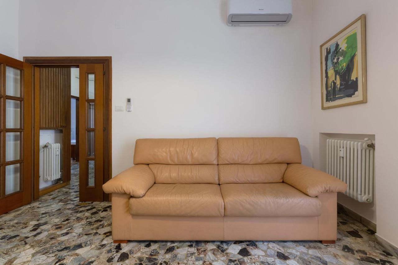 A 500 Mt Dalla Certosa Apartment Bologna Eksteriør billede