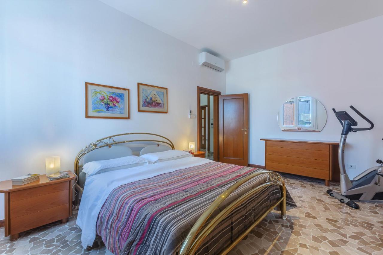 A 500 Mt Dalla Certosa Apartment Bologna Eksteriør billede