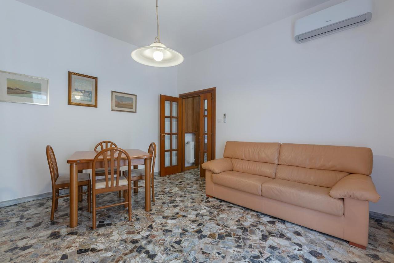 A 500 Mt Dalla Certosa Apartment Bologna Eksteriør billede